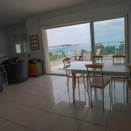 Lourier Holiday home *
